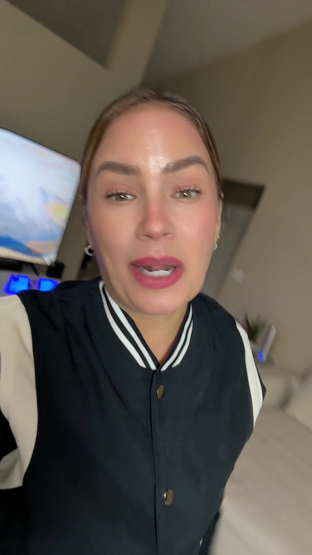 @Laura