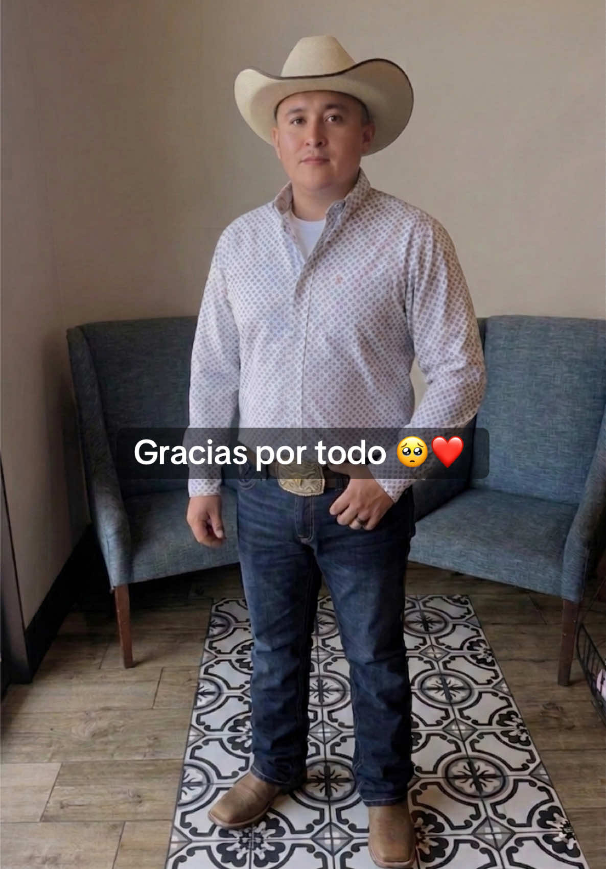 @Alice_salazar20