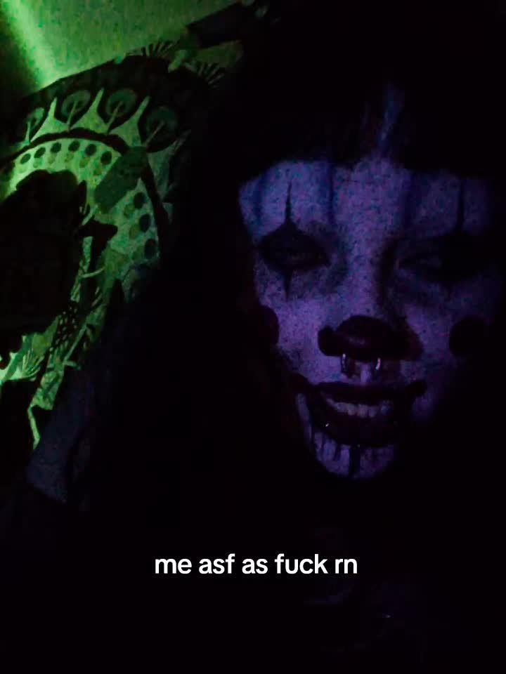 @ClownGutz🤡