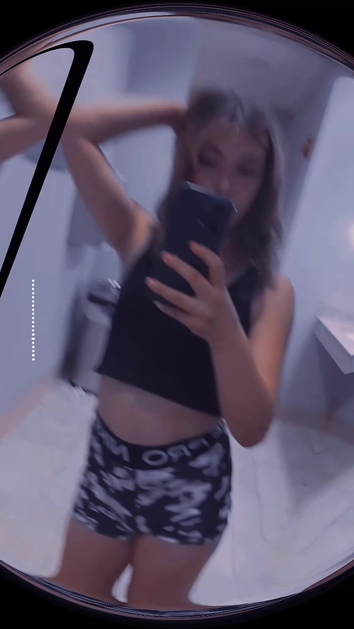 @lolamae