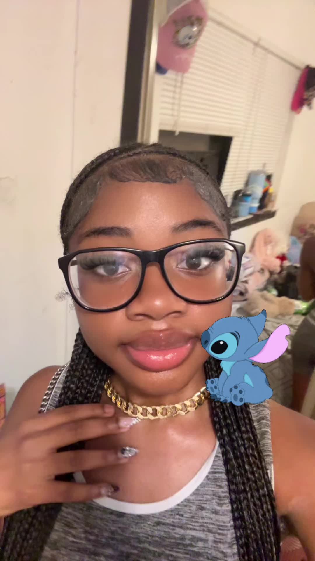 @myhideouttt0