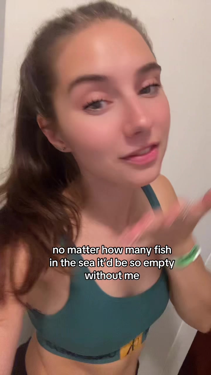@Ava