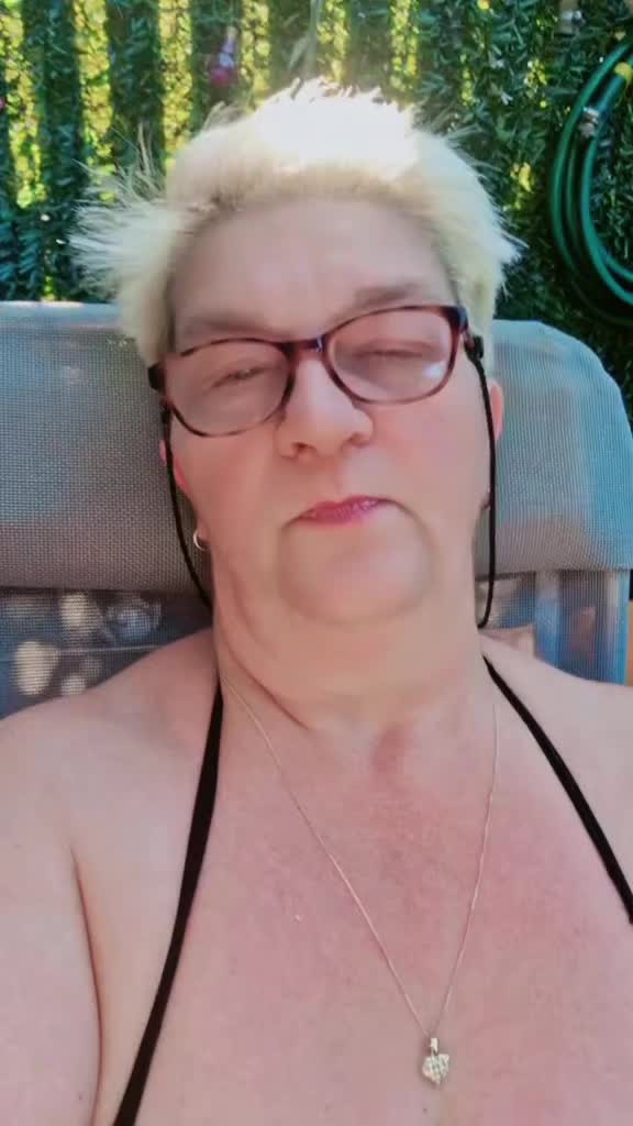 @monilove