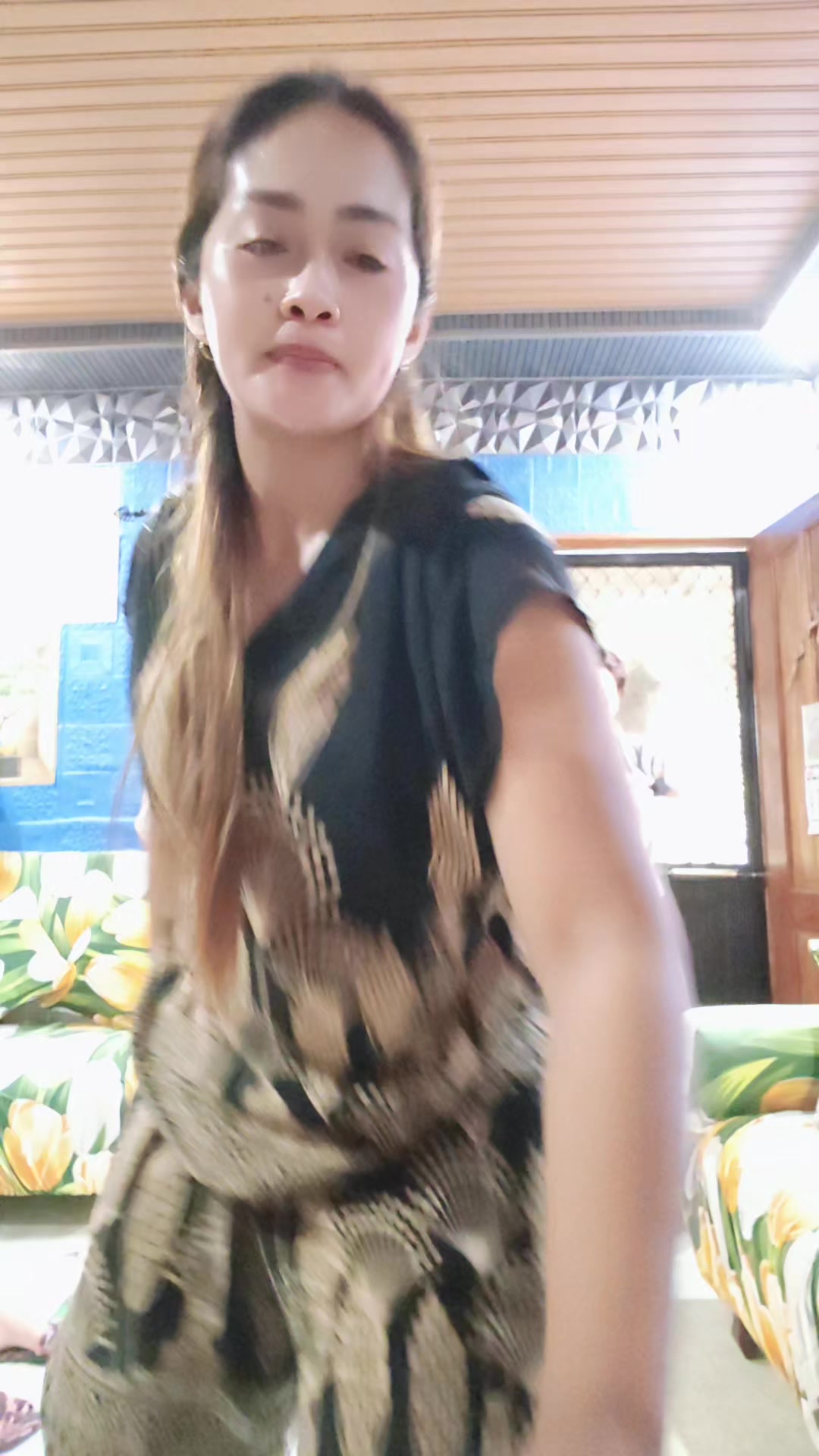@sherlita