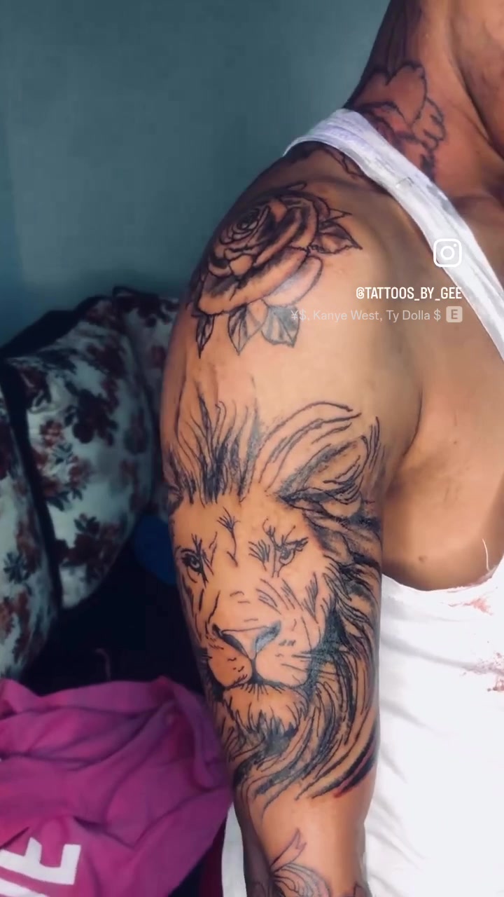@Tattoo maestro💉
