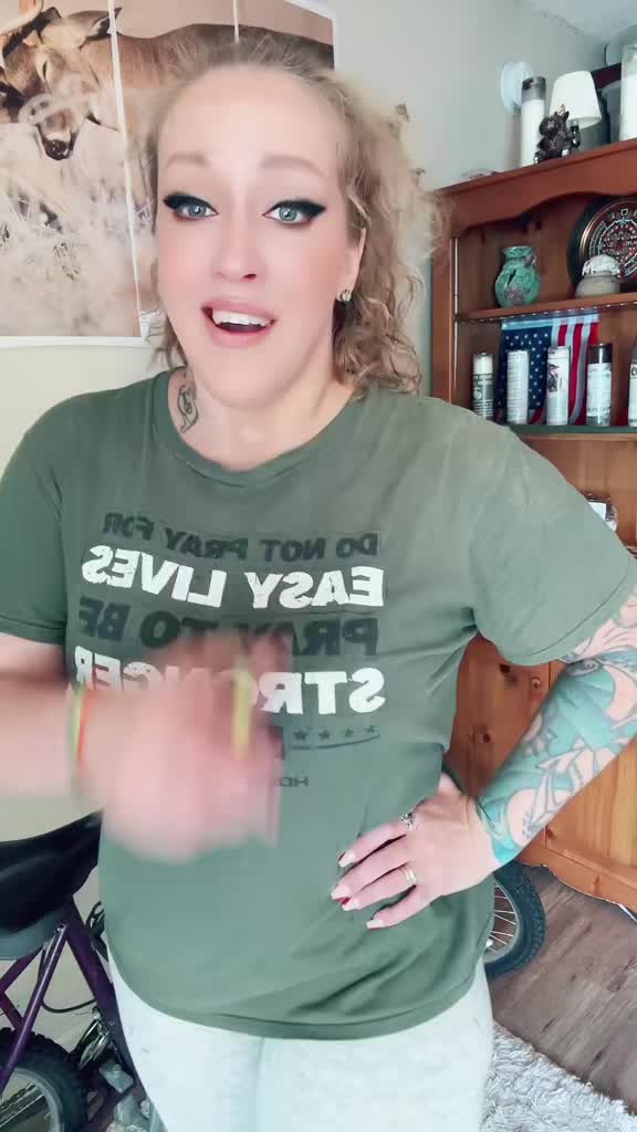 @🏹TT~Redneck Country Model🏹