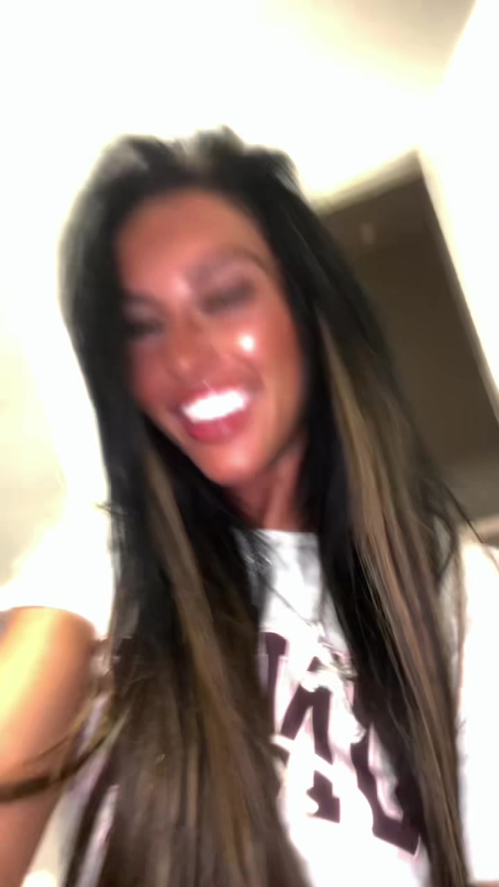 @courtneyreanne