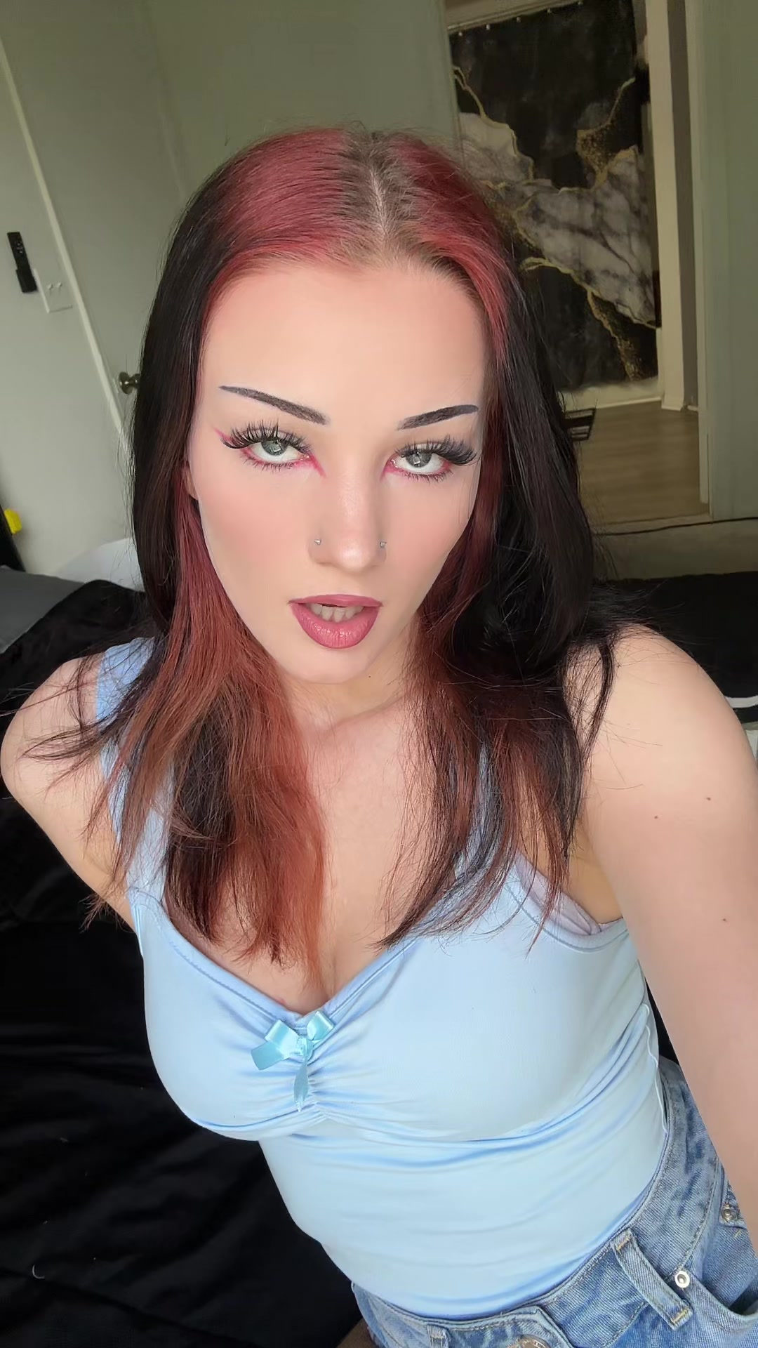 @_izzy_メ૦