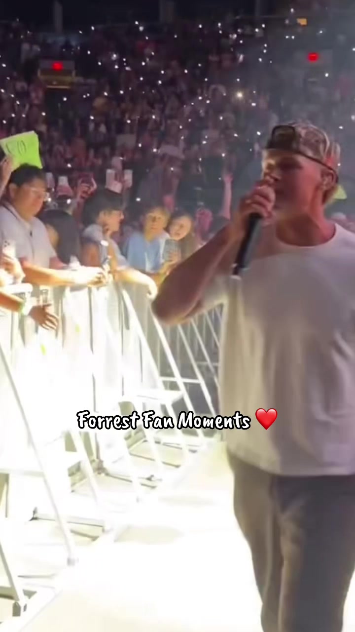@Forrest Frank Fan Page