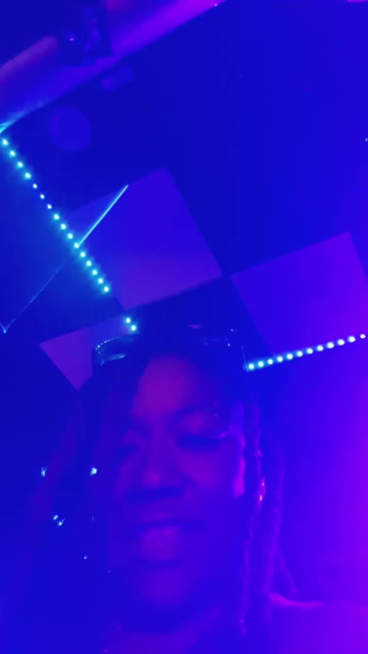 @BOOGIE BABY 85 🐻