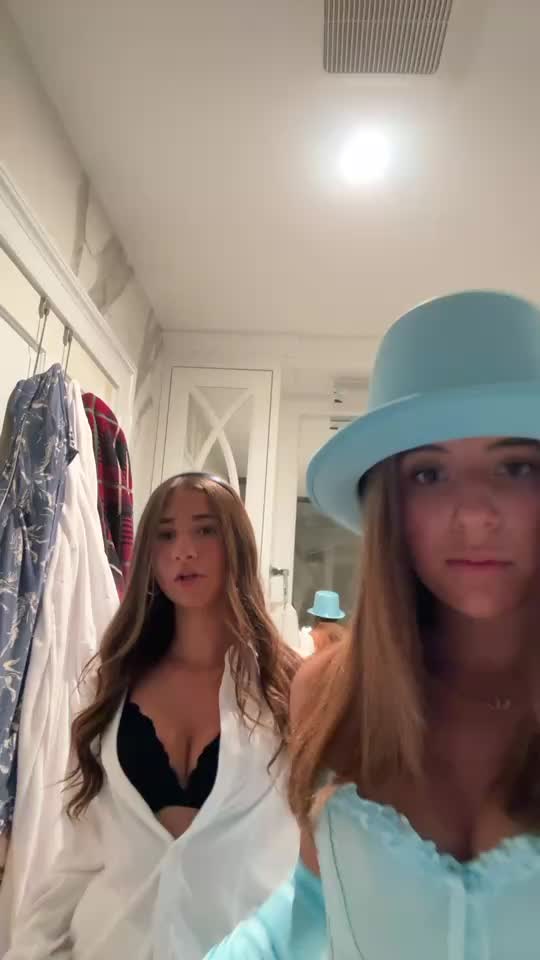 @this is not lizzy🥱