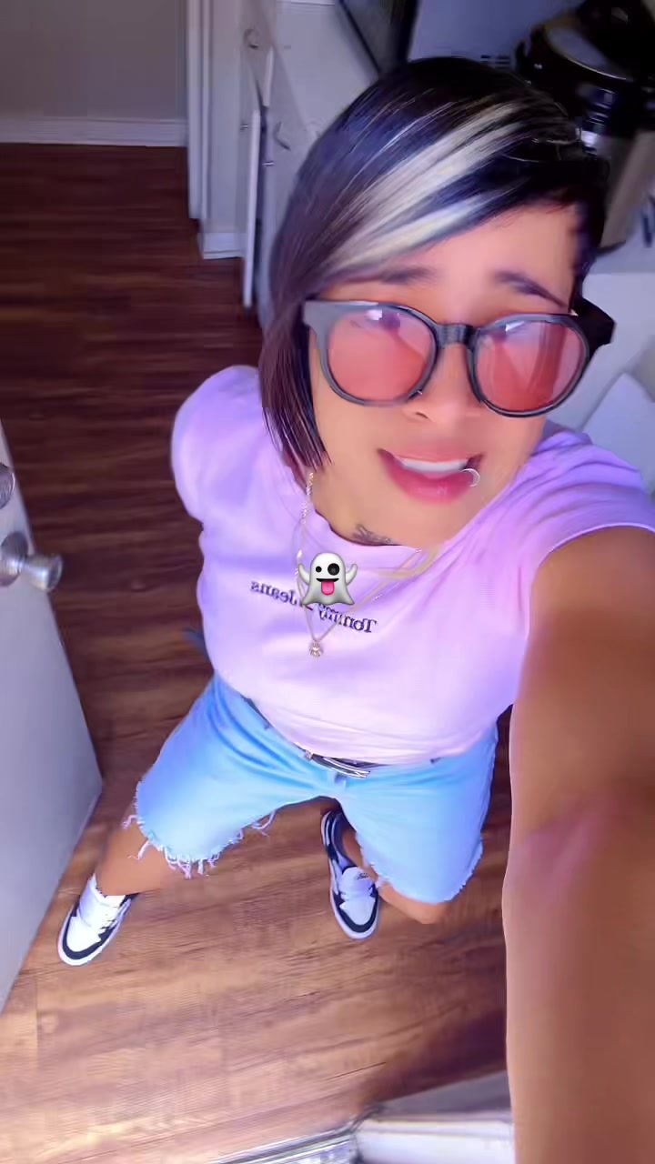 @Lucero Álvarez🚶🏼♀️➡️
