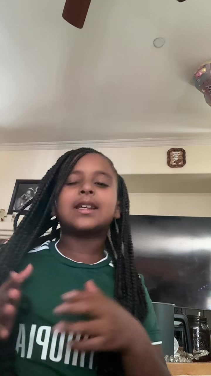 @Noelle/123