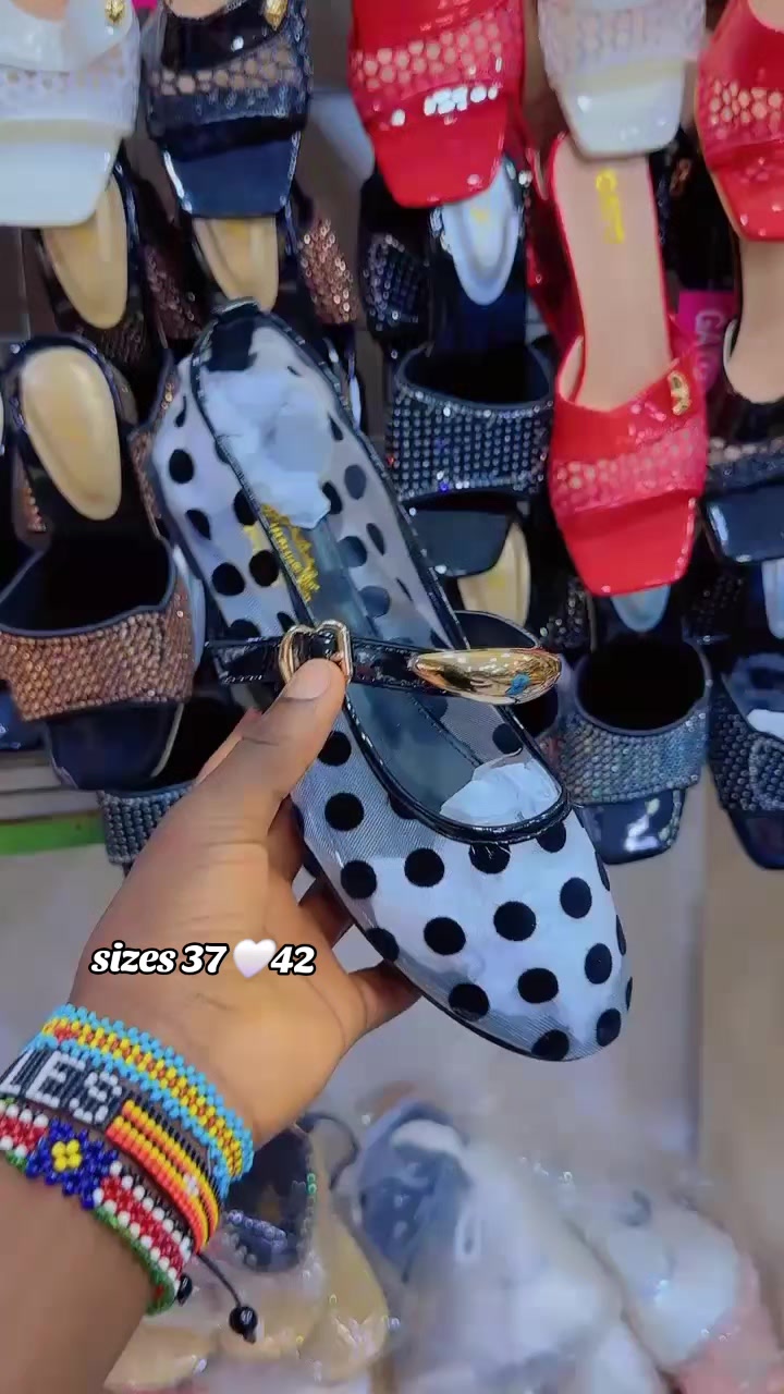 @Brenda chic nova closet ug