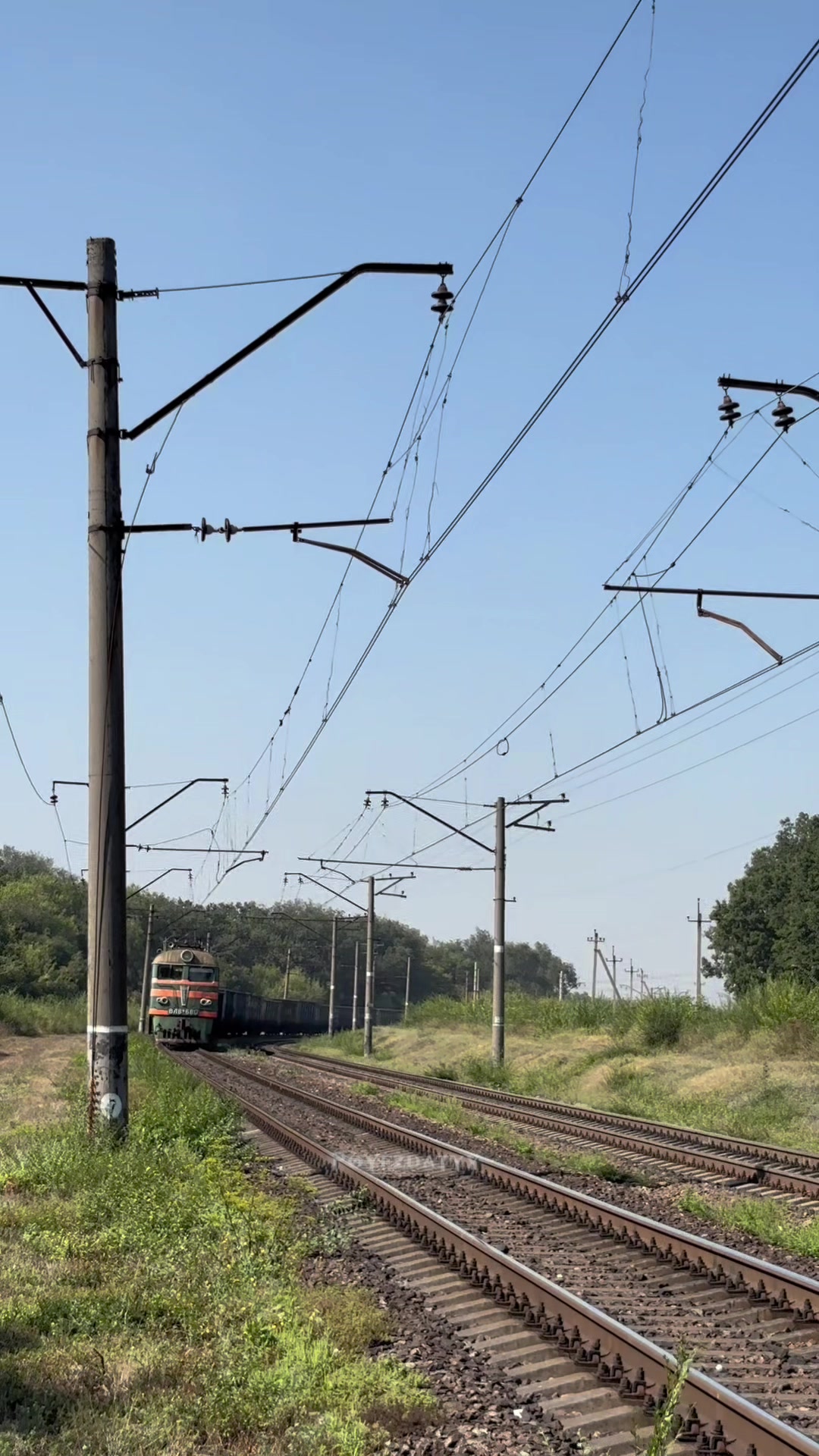 @𝙿𝚘𝚢𝚎𝚣𝚍𝚊𝚝𝚢𝚢🚂🇺🇦