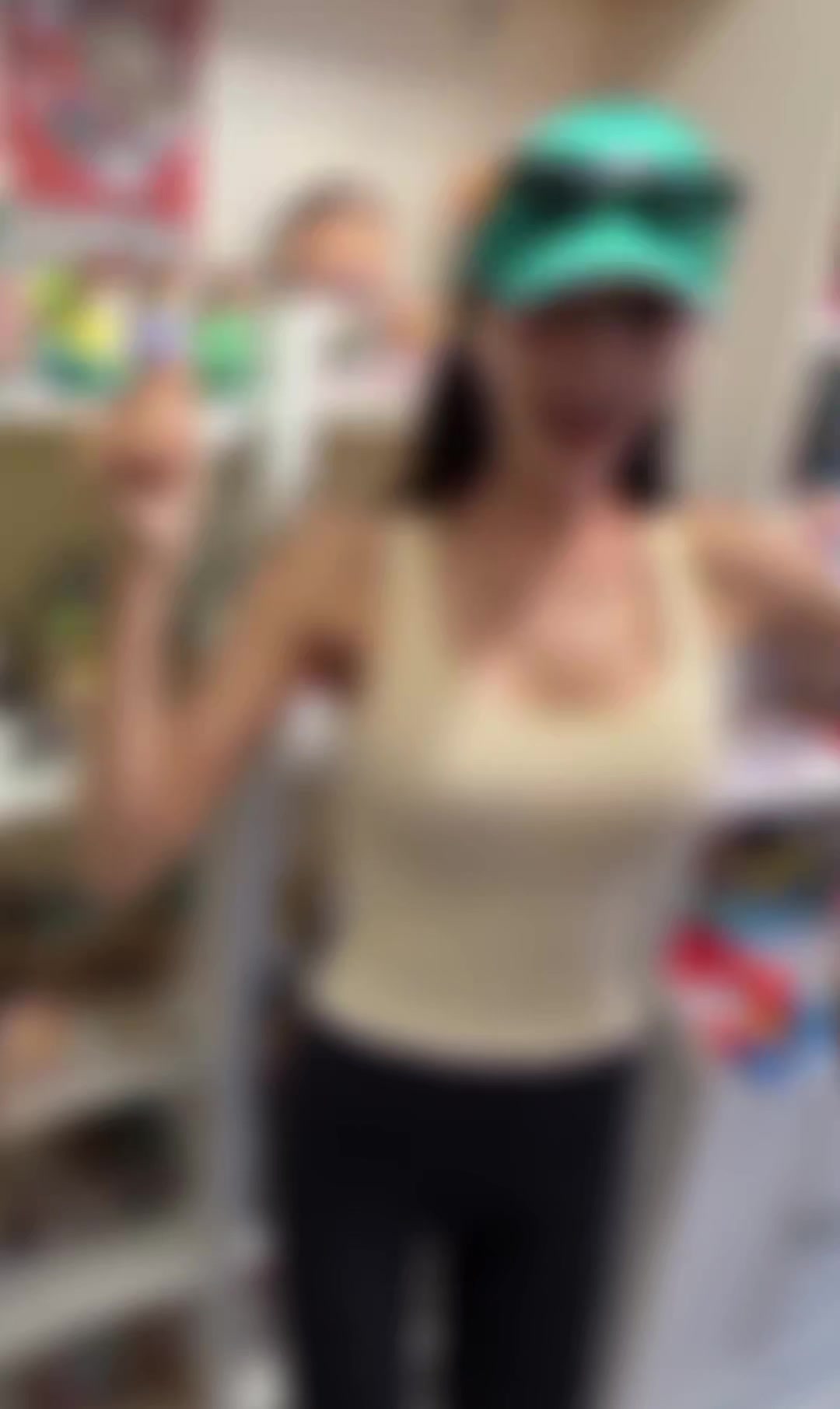@Moeneef