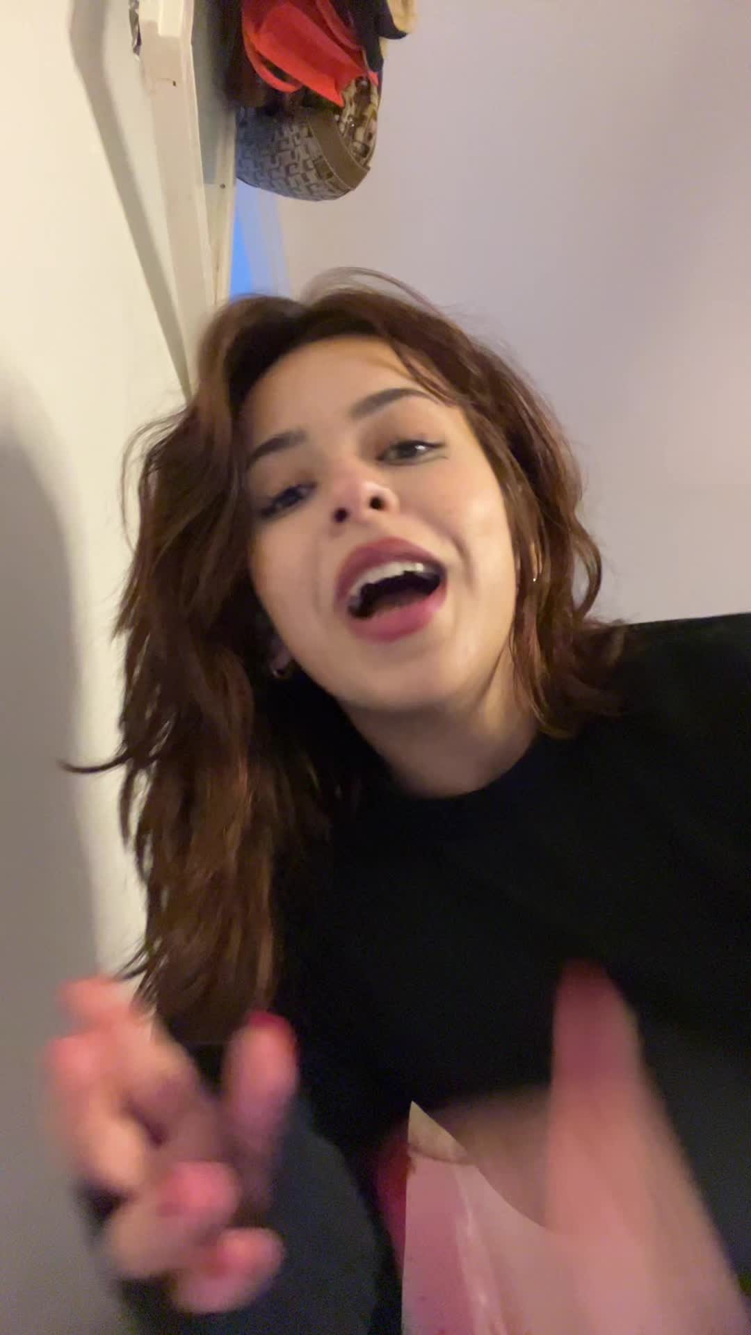 @Hana