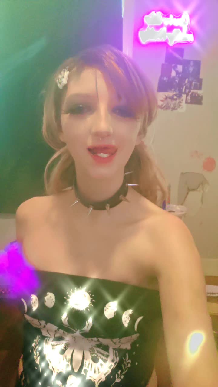 @Dolly💋🖤🍃(ONLY TWO ACCOUNTS)