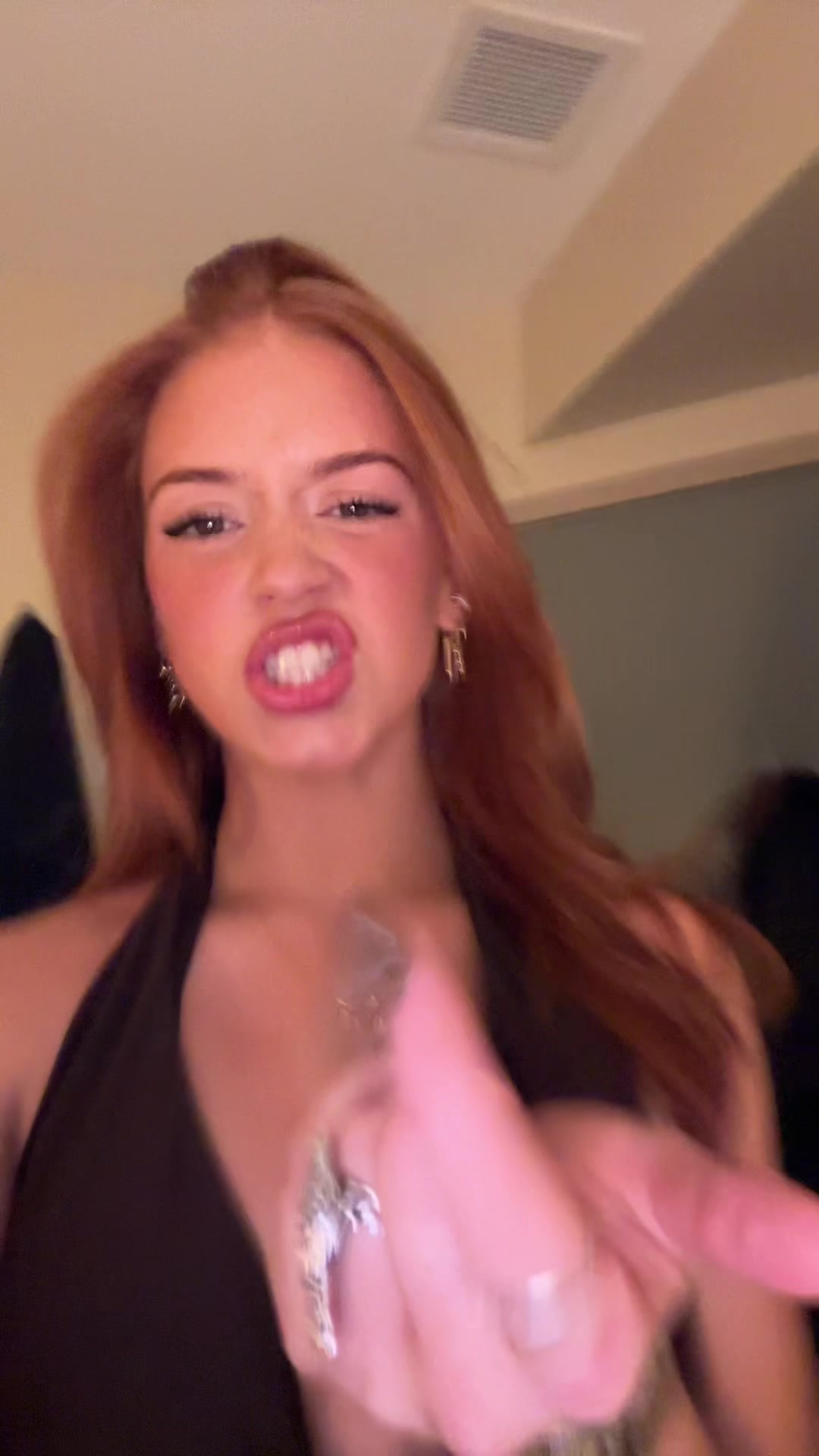 @ella