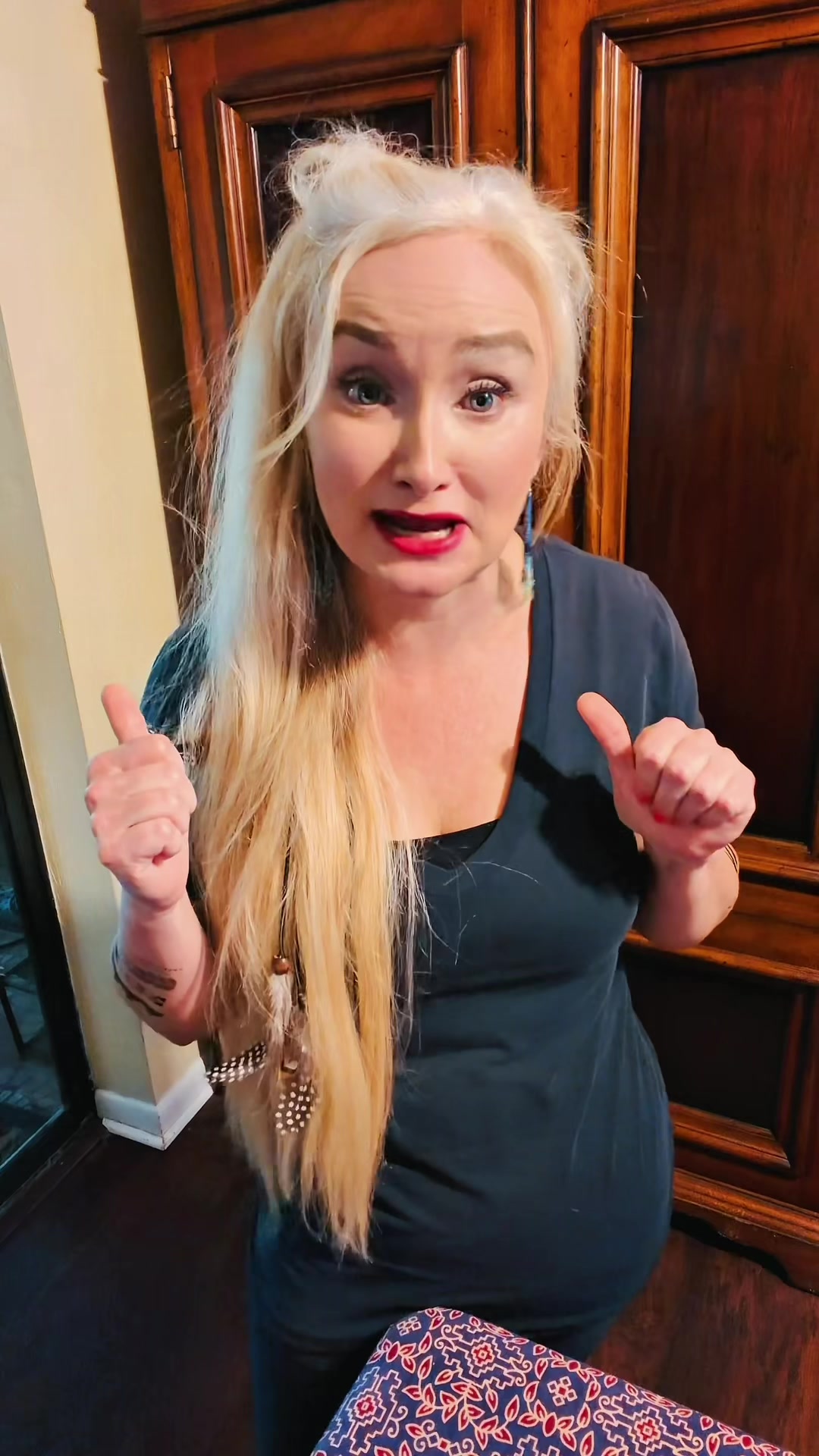 @BarebowGirl