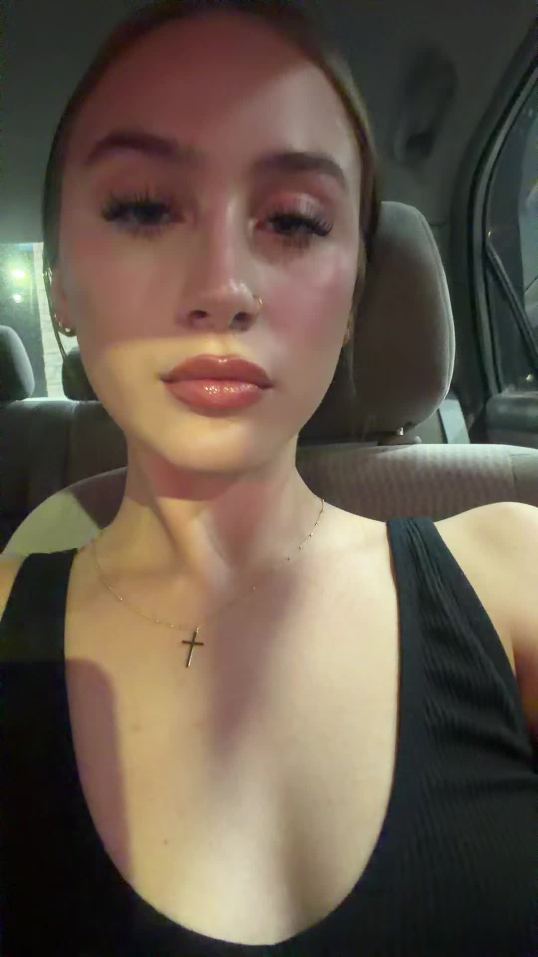 @avanextdoooor