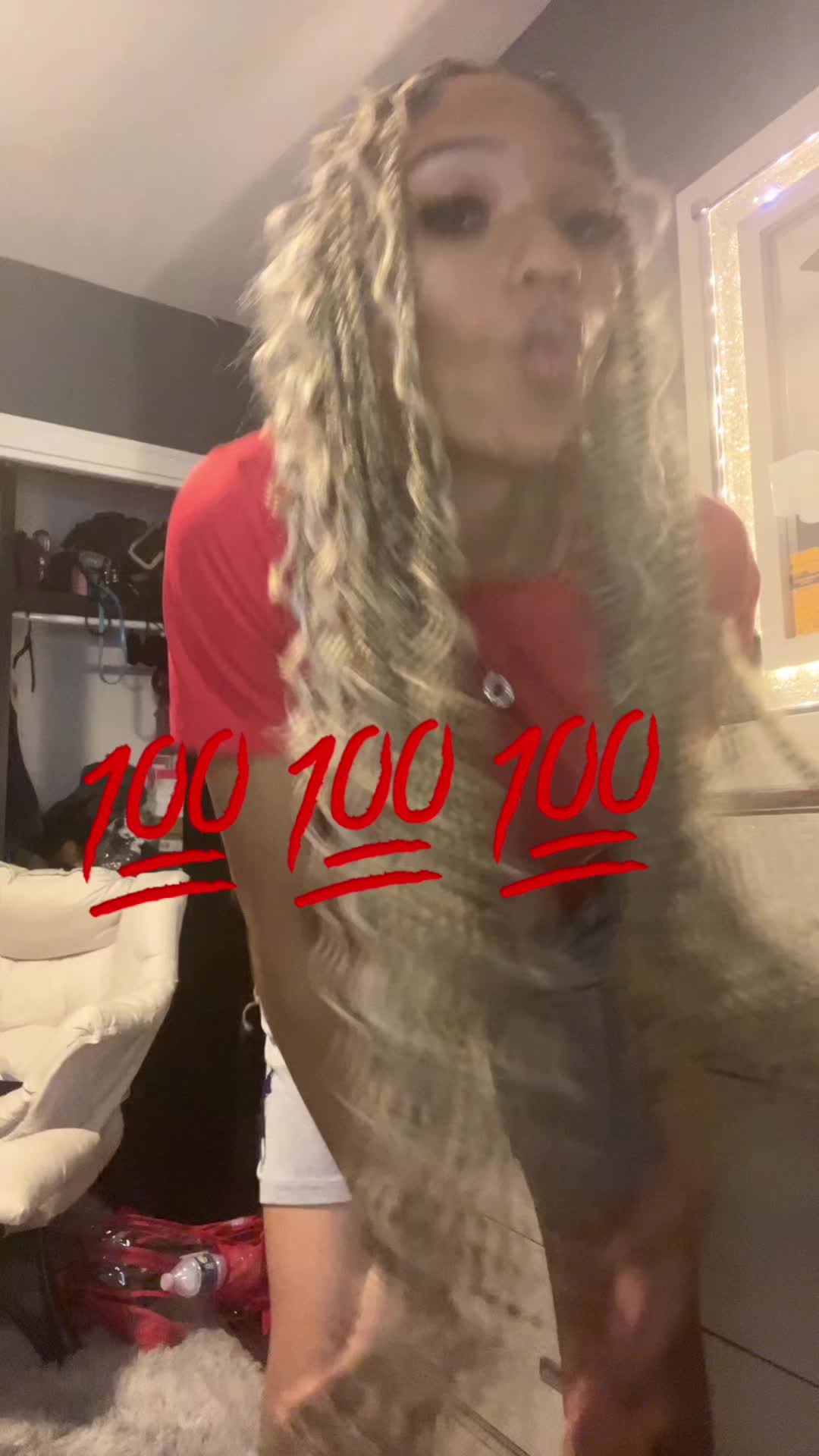 @thatgirlwthedimples