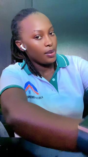 @Wild-Bea 26🦋🇷🇼🇺🇬