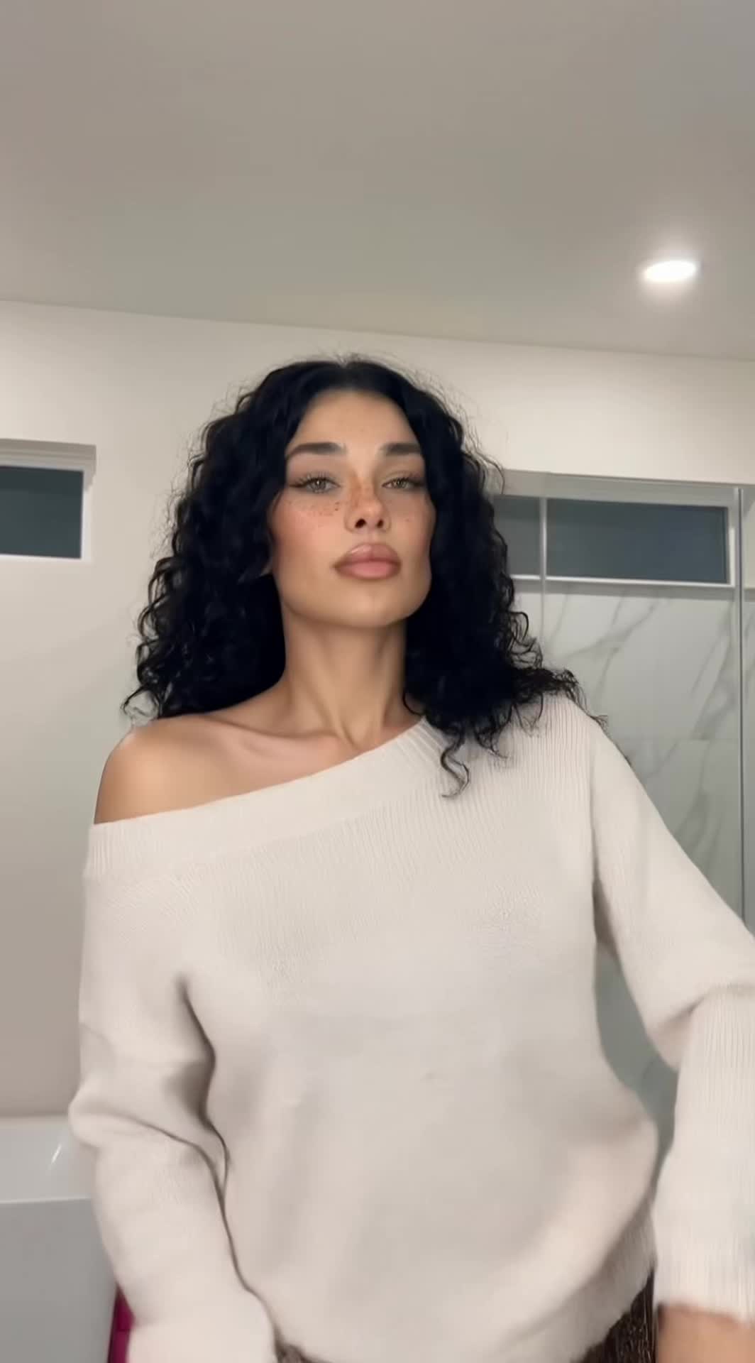 @Roxiiilove