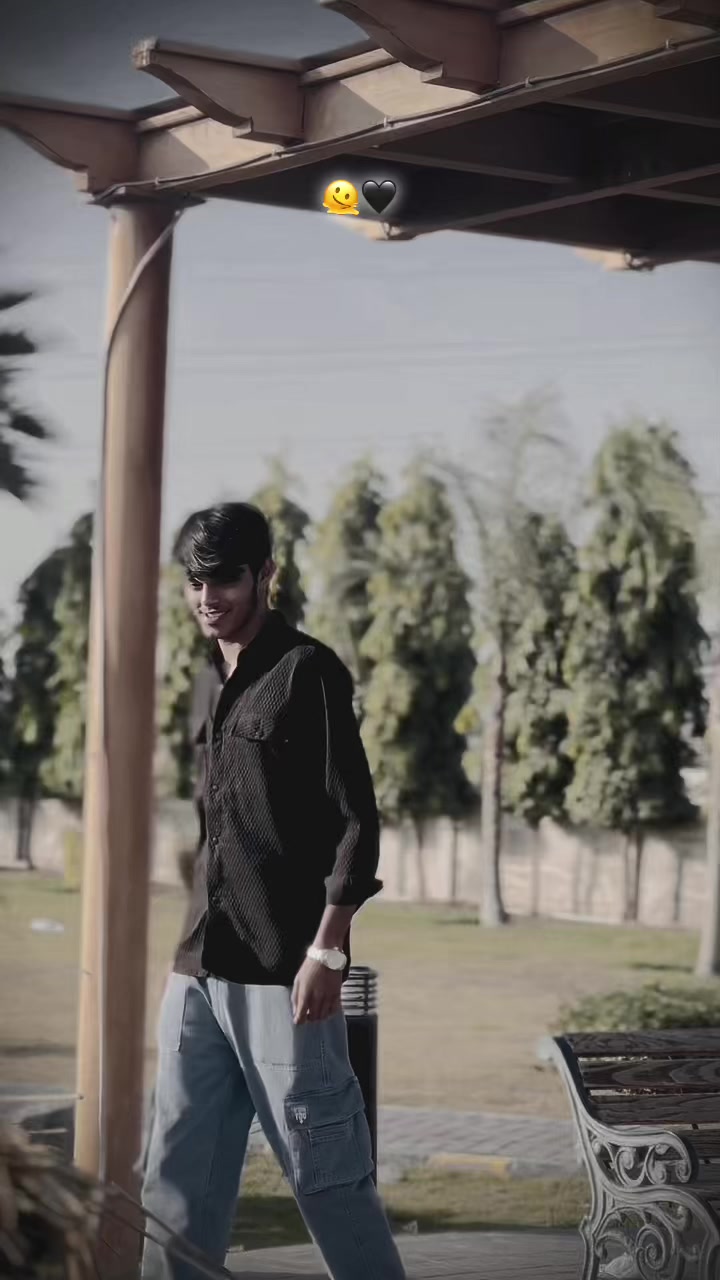 @شاہنواز🍁❤️&zwj;🩹w❤️&zwj;🩹