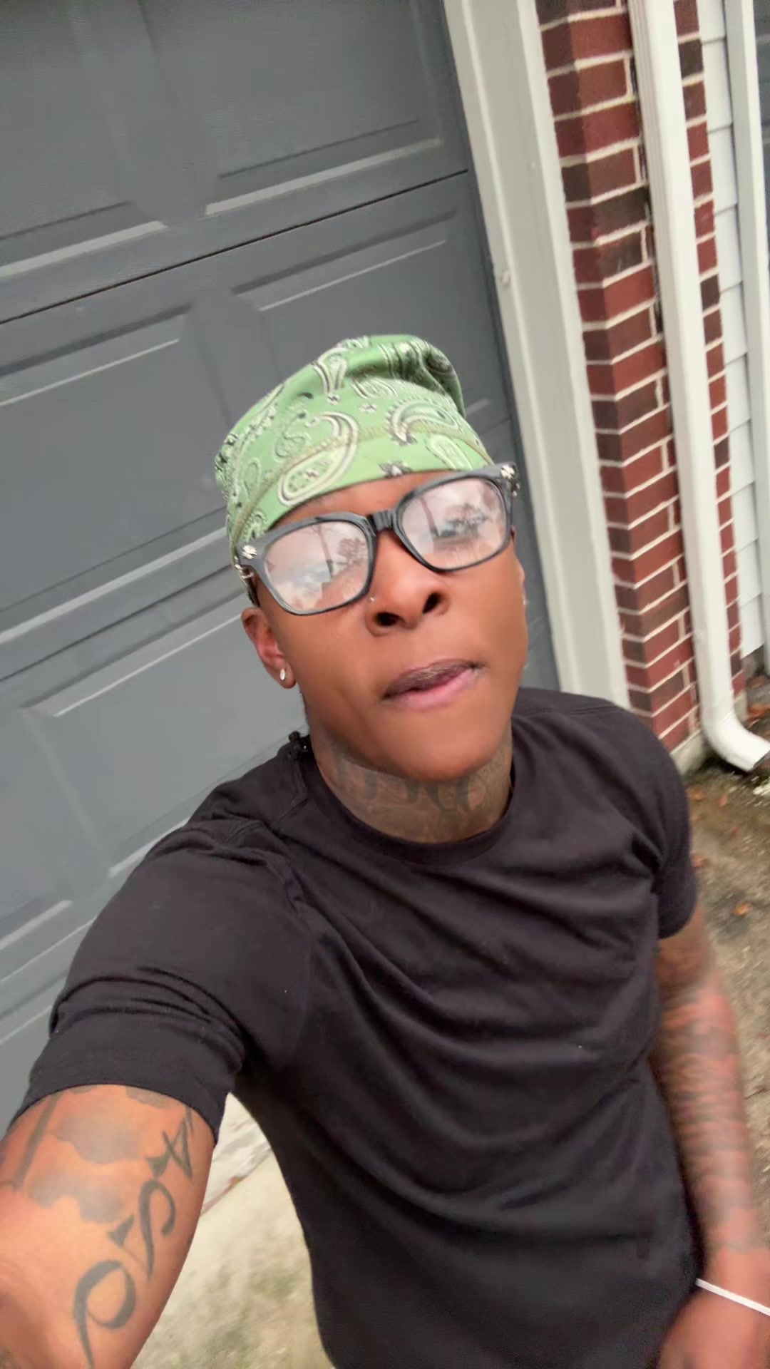 @DeFromTheSipp
