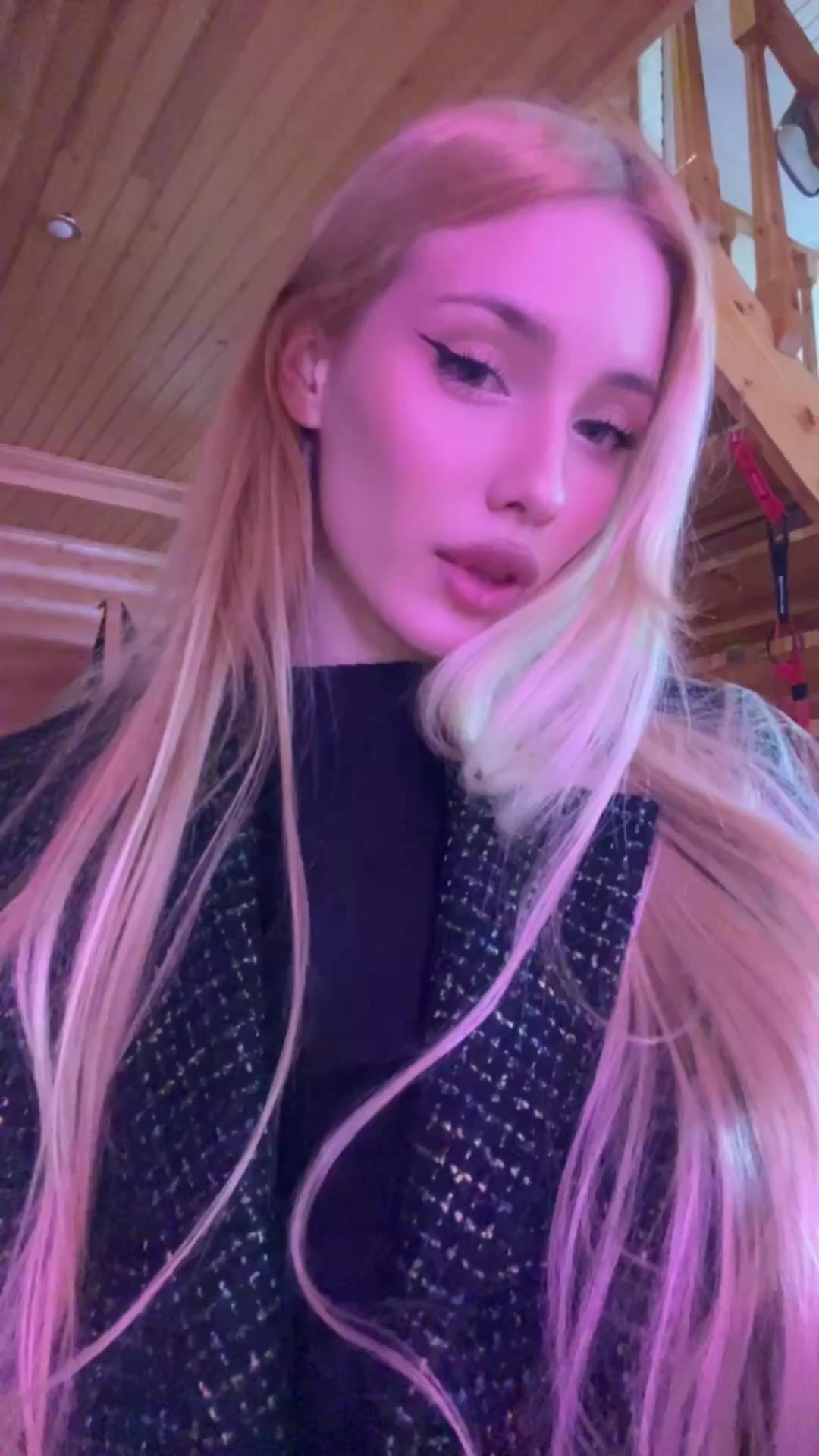 @polina