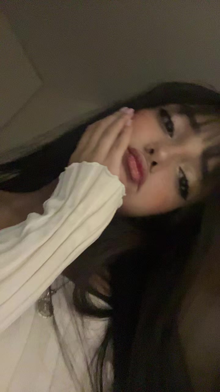 @🐚