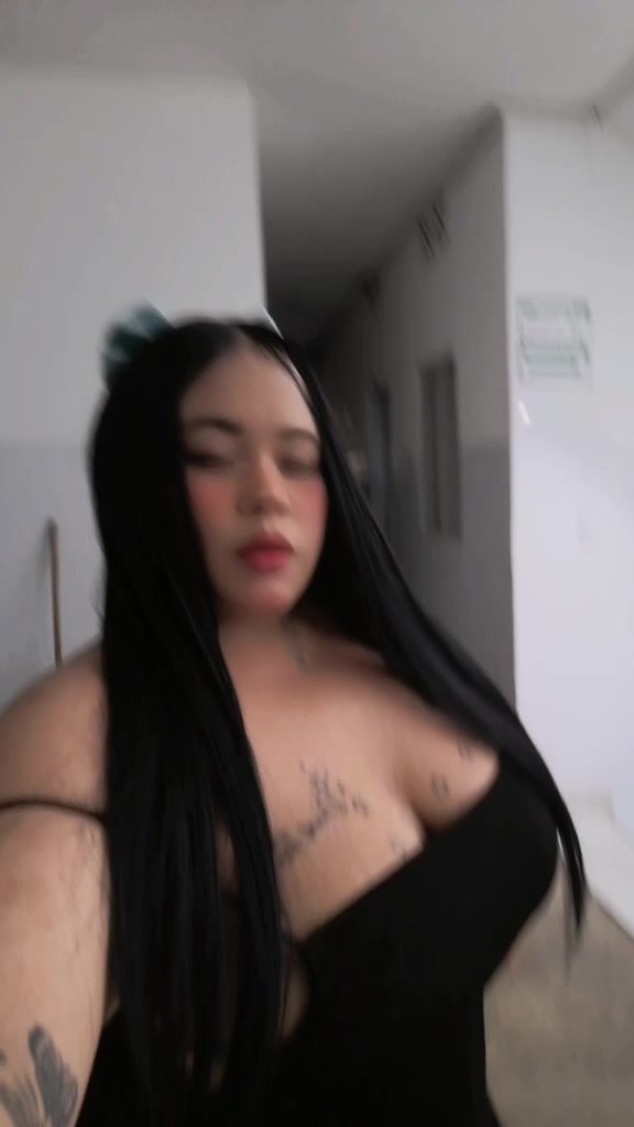 @Laexotica27