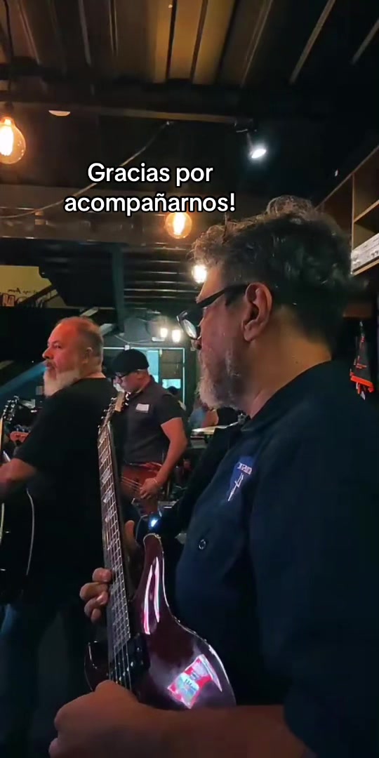 @Rola_Cruz