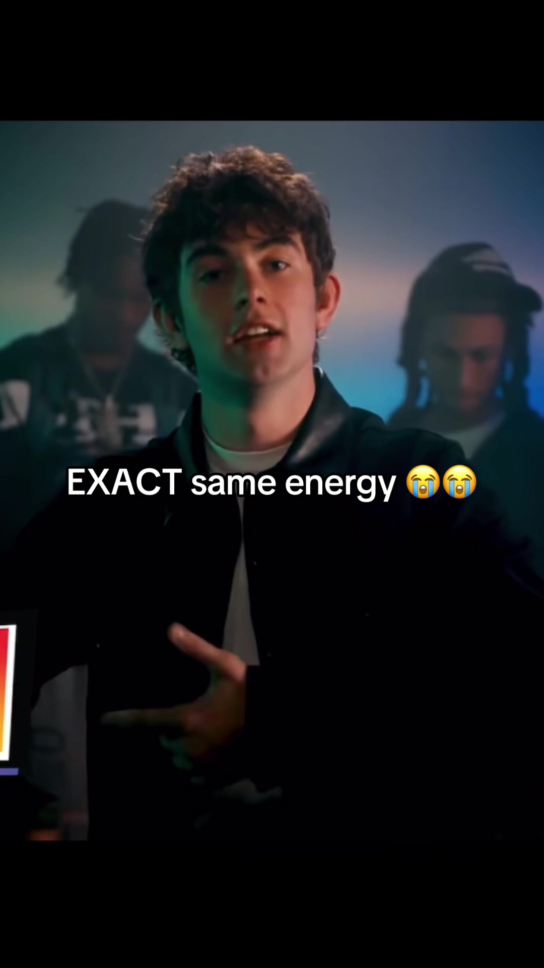 @ツ