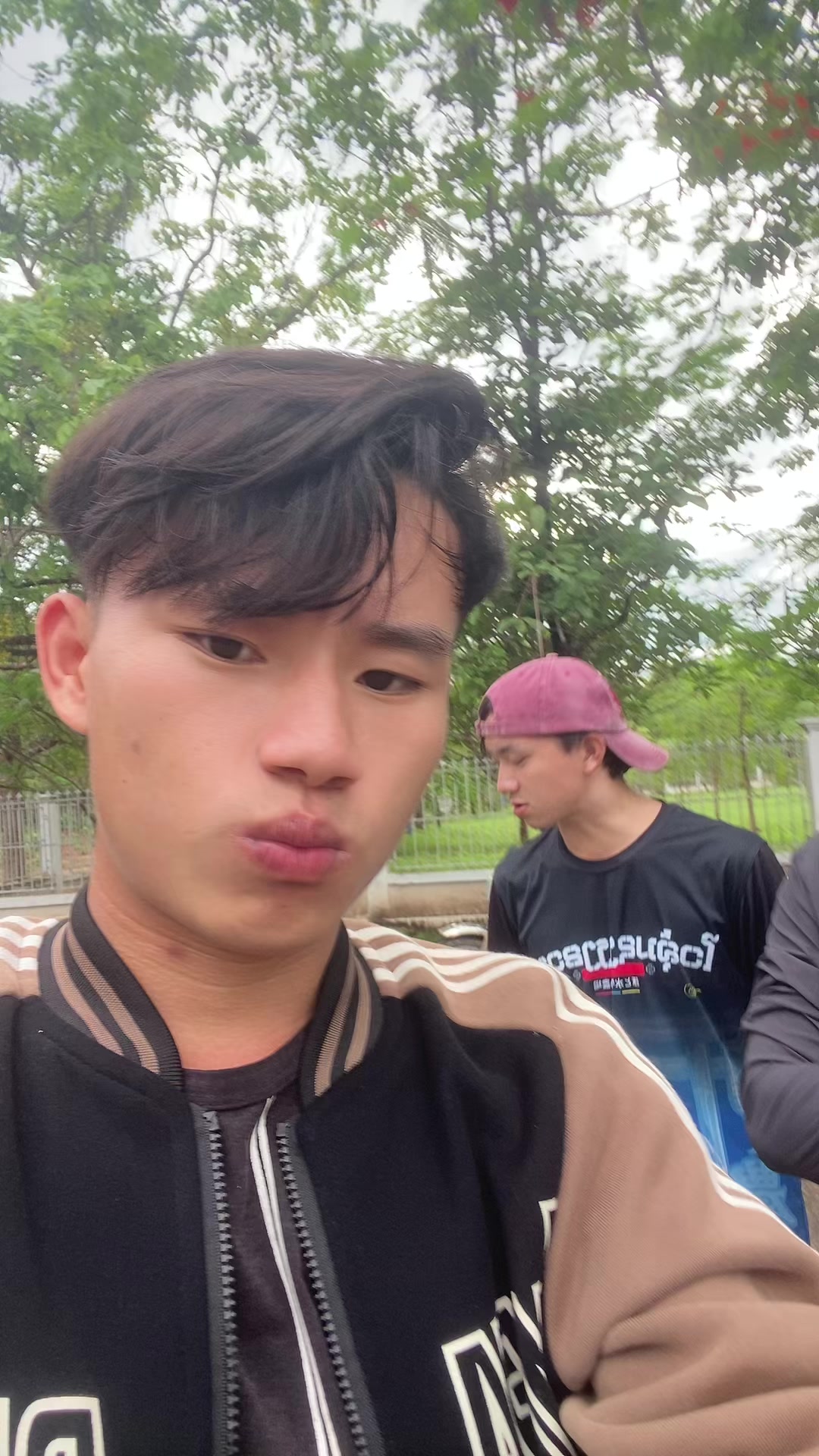@ຊື່ພິລະພົນ ຮຽນວິຊາຊີບສາຂາພາຈີນ