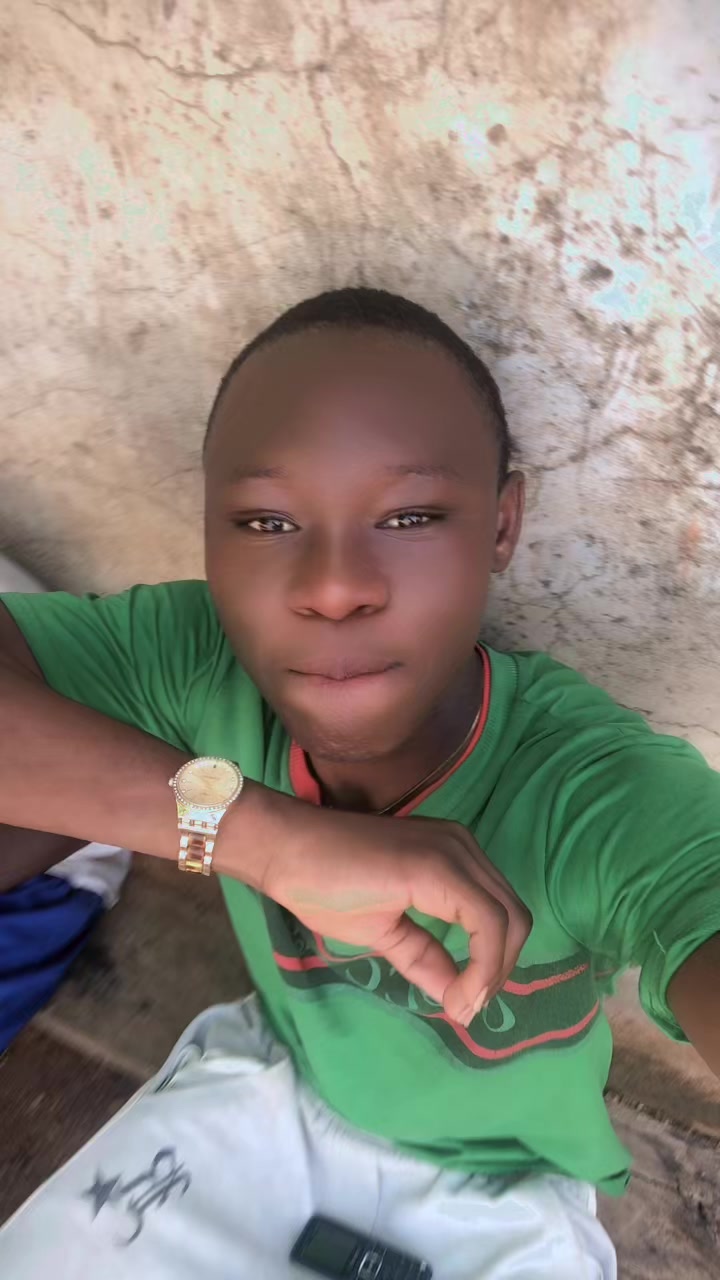 @alaye1000p1