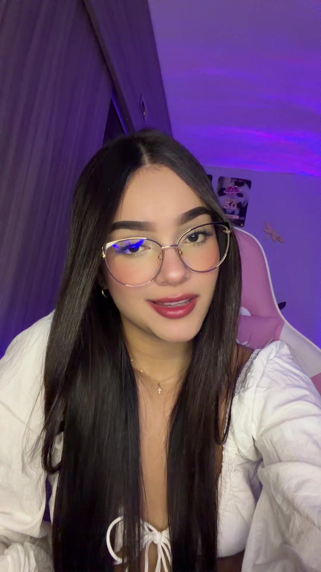 @Adela 🐼🩶