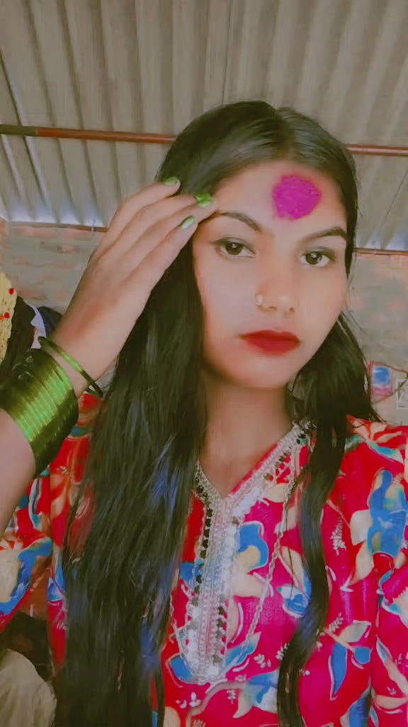 @Reena. Mahara 💋❤️
