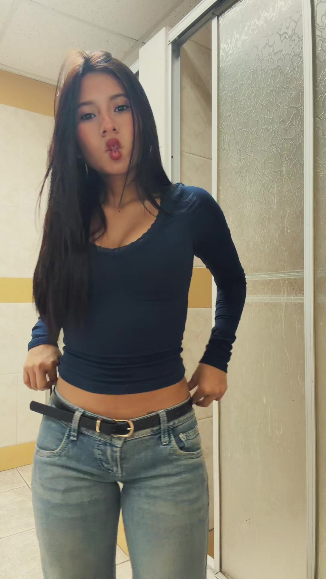 @𝓢𝓪𝓶𝓪𝓷𝓽𝓱𝓪