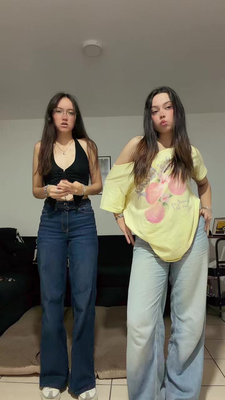 @BelaMaack