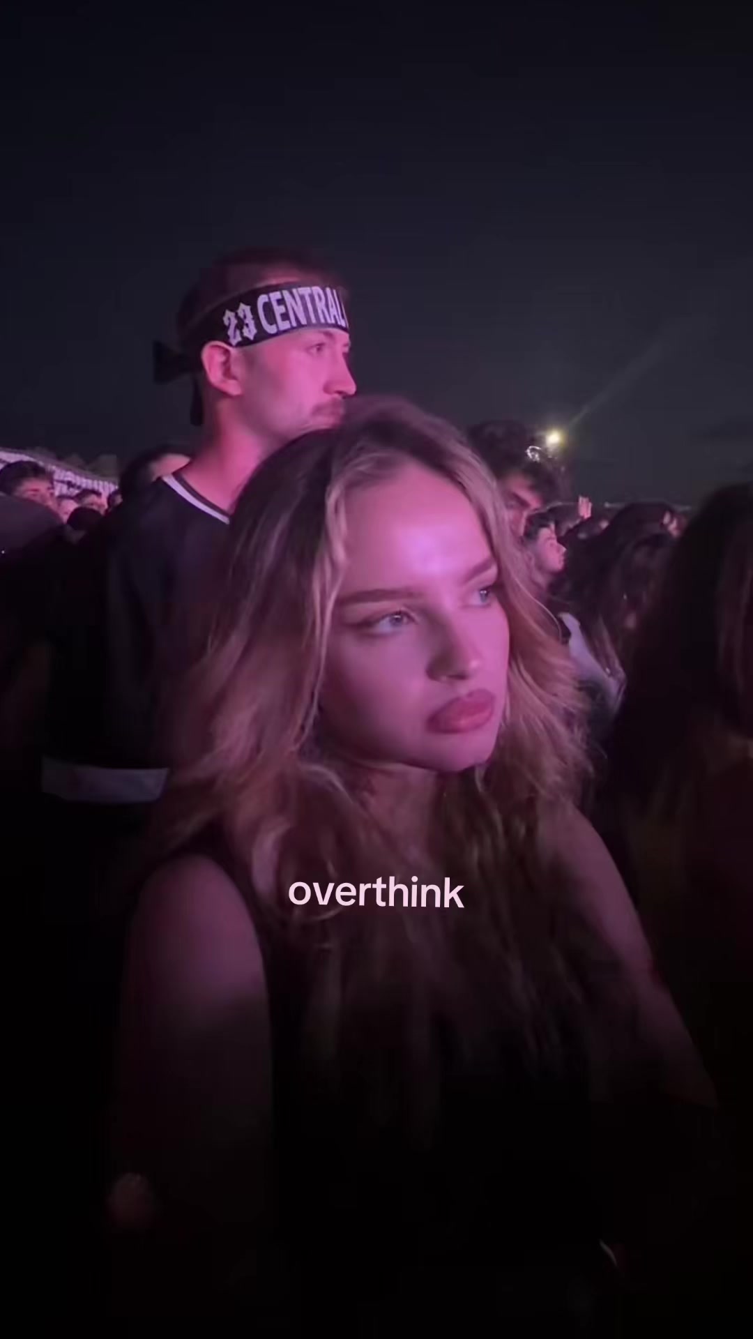 @Elaa