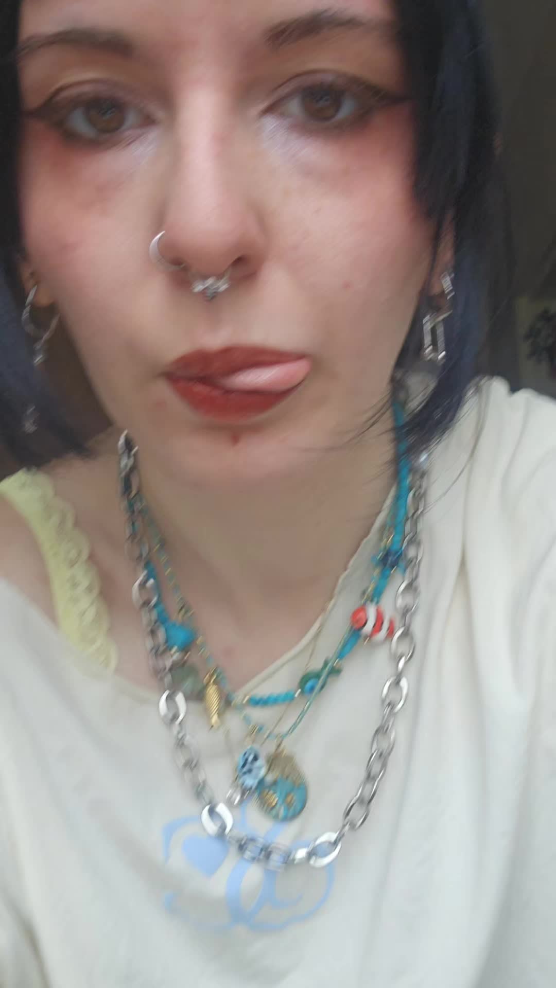 @asya 🦦
