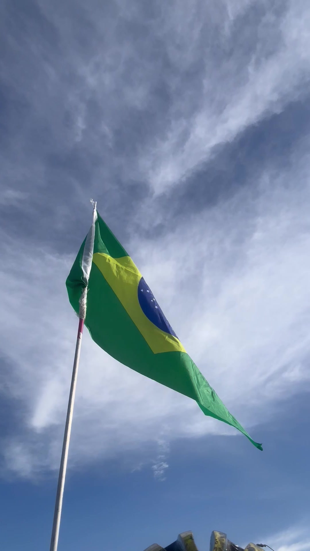 @AtletaAline