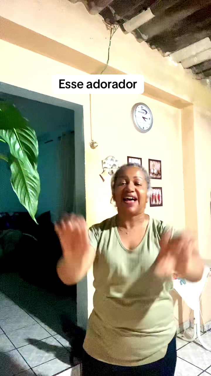 @Adriana Ferreira Brito