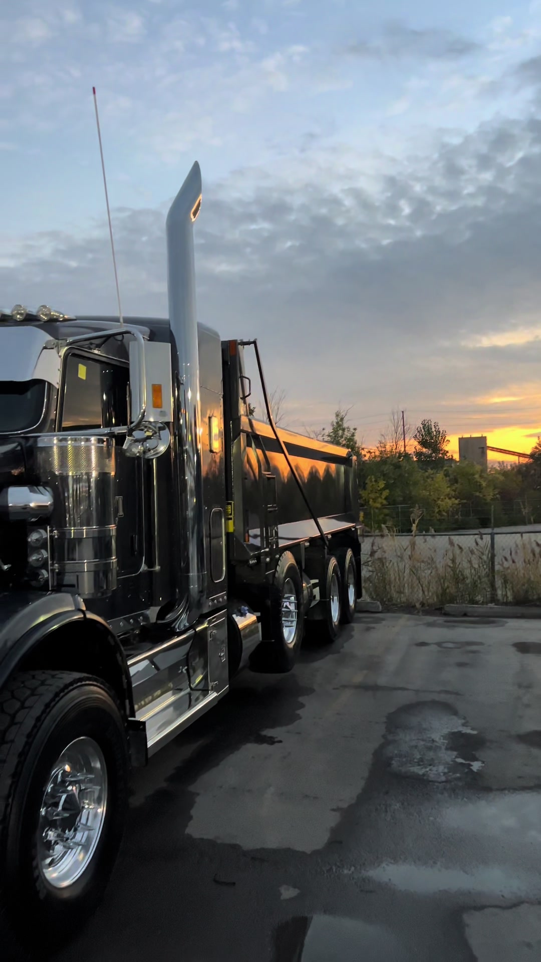 @HAULNSHINE