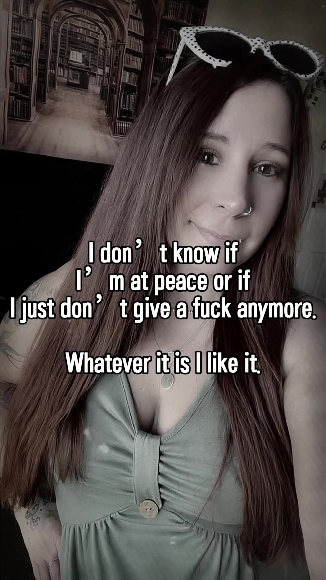 @Christy🎃💀🖤🖕