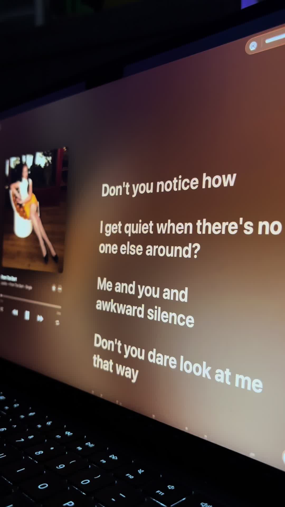 @️