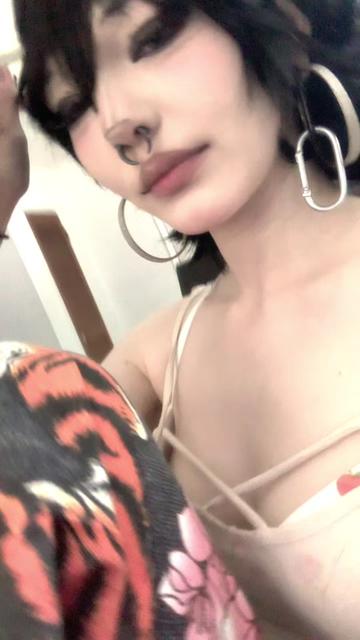 @Bisouu