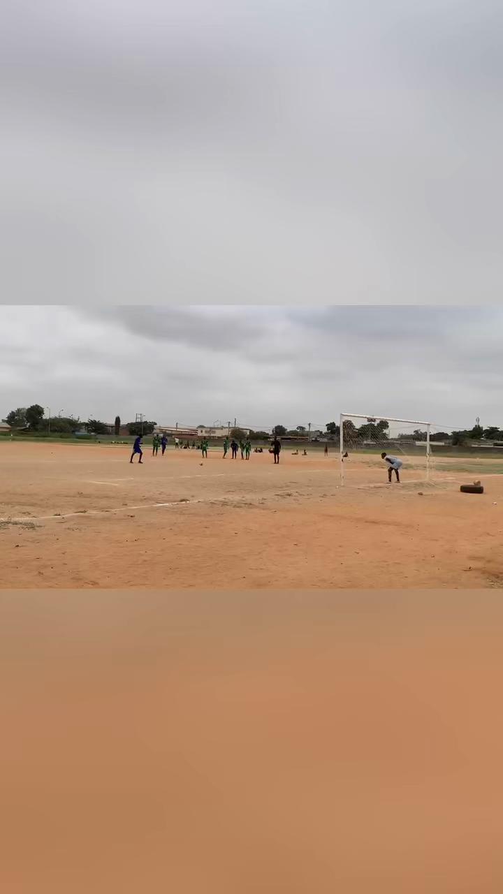 @Pedro António